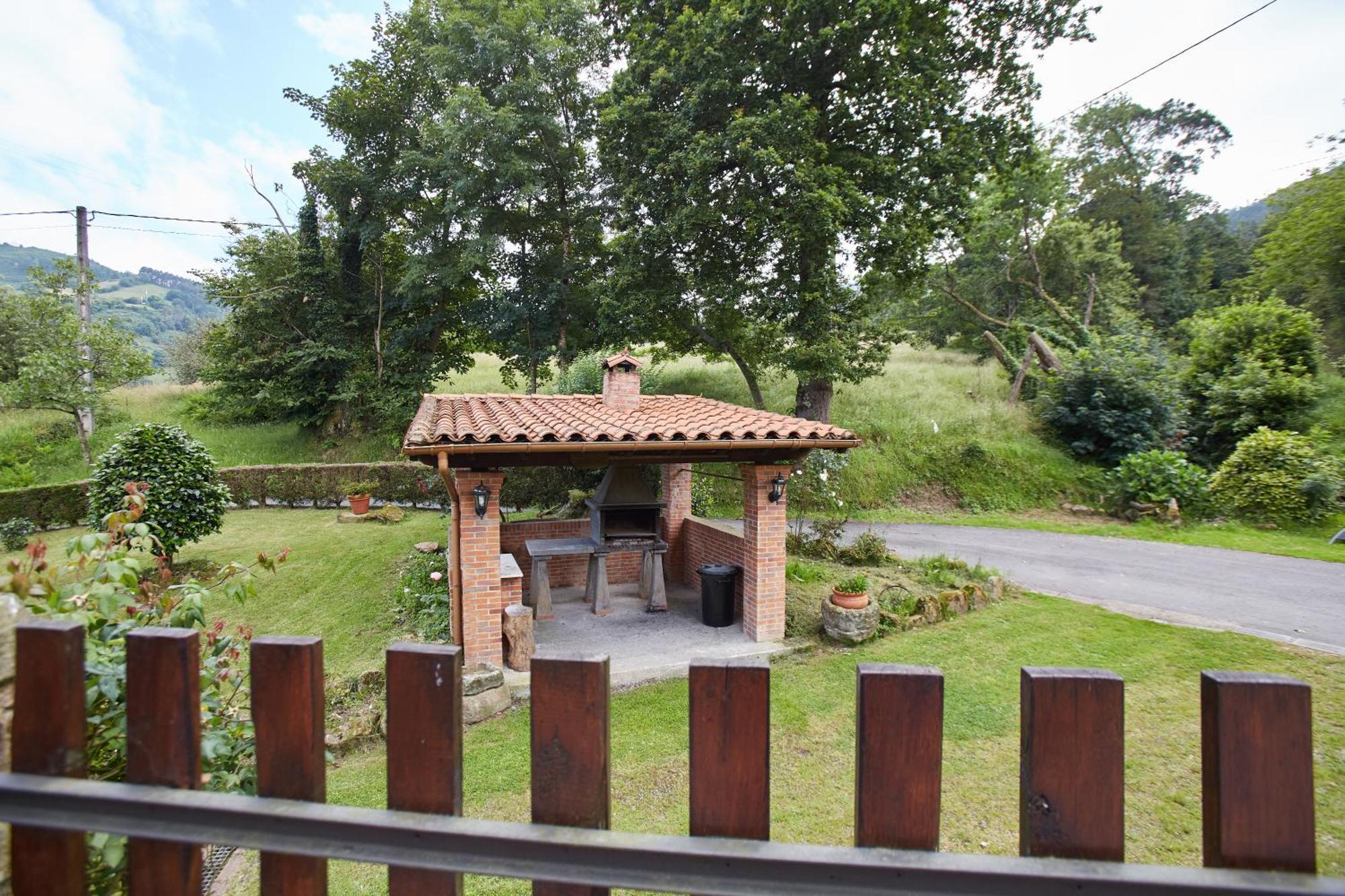 וילאביצ'יוסה Casa Rural Casa Capion מראה חיצוני תמונה