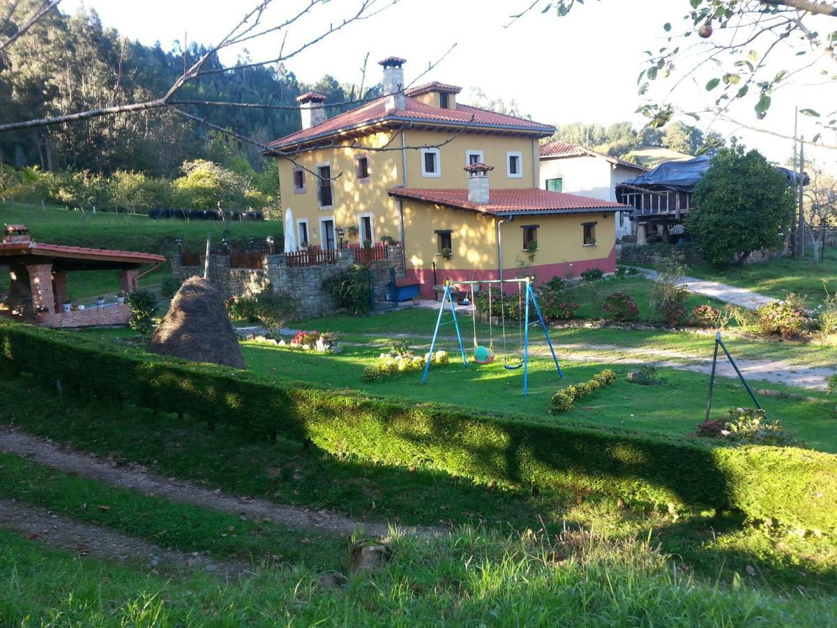 וילאביצ'יוסה Casa Rural Casa Capion מראה חיצוני תמונה