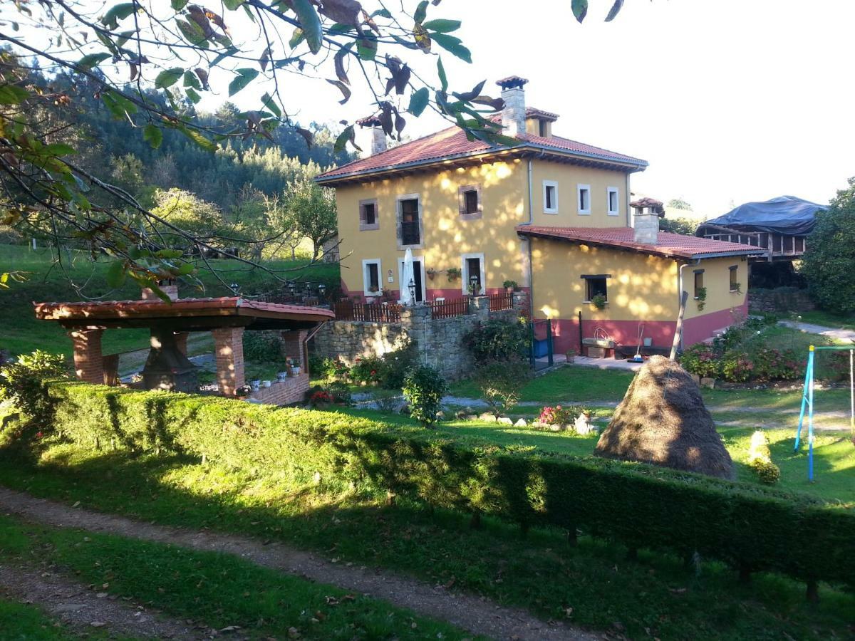 וילאביצ'יוסה Casa Rural Casa Capion מראה חיצוני תמונה